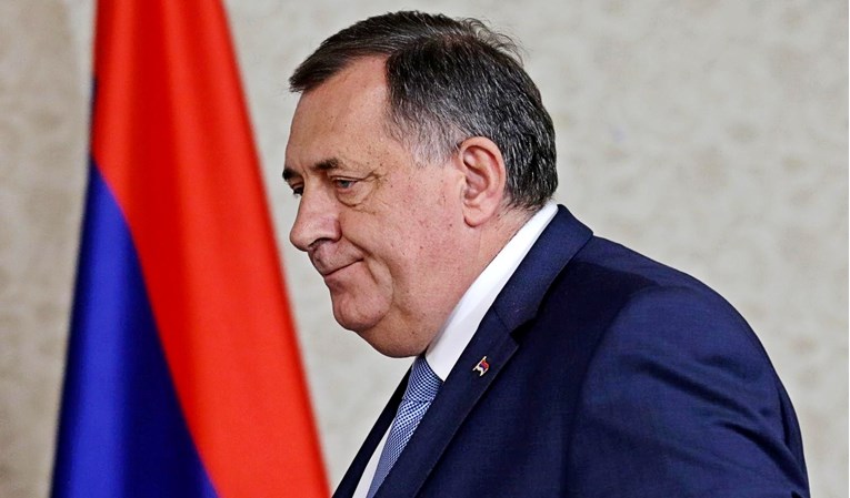 Dodik: Nema opasnosti od rata u BiH, ali leba imamo da jedemo