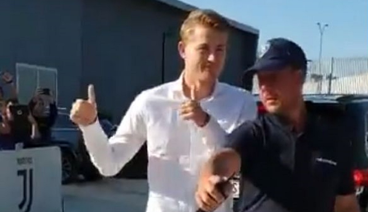 De Ligt je došao na liječnički u Juventus: Za par sati ruši svjetski rekord
