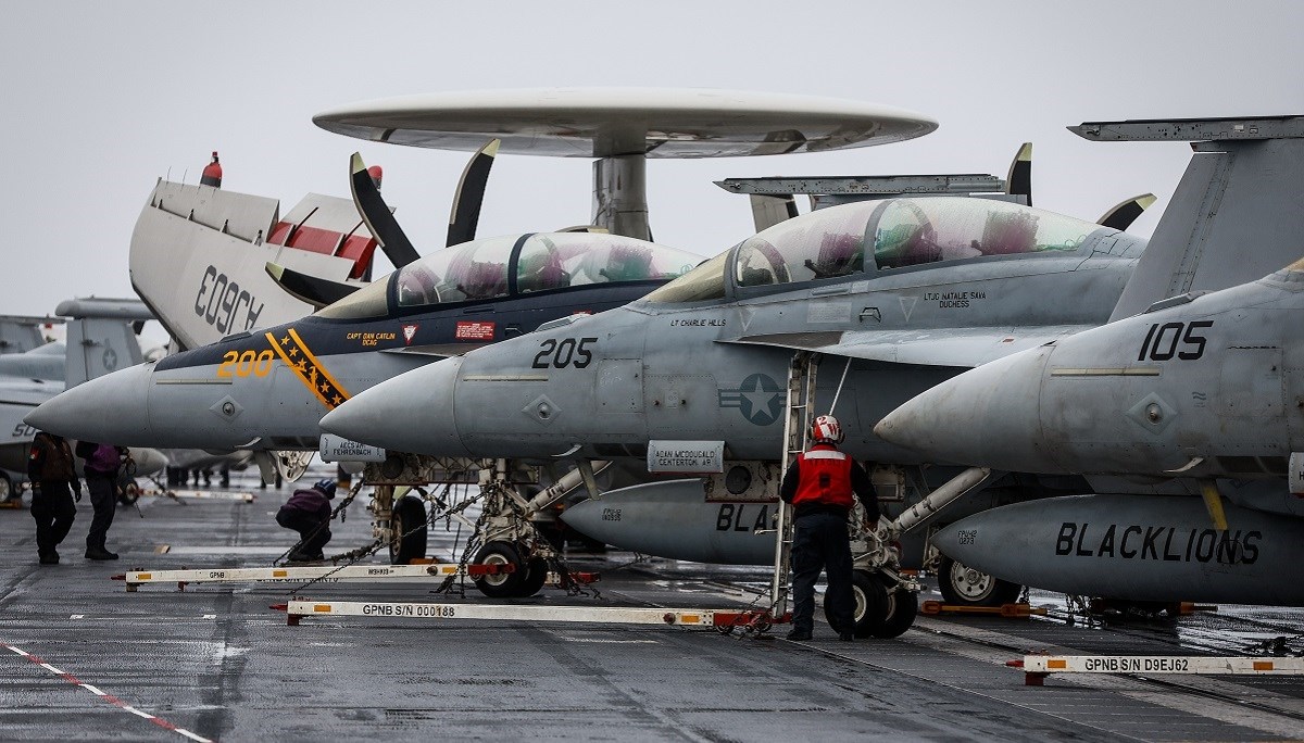 Dva Amerikanca od 2020. švercala avionsku opremu u Rusiju, uhićeni su