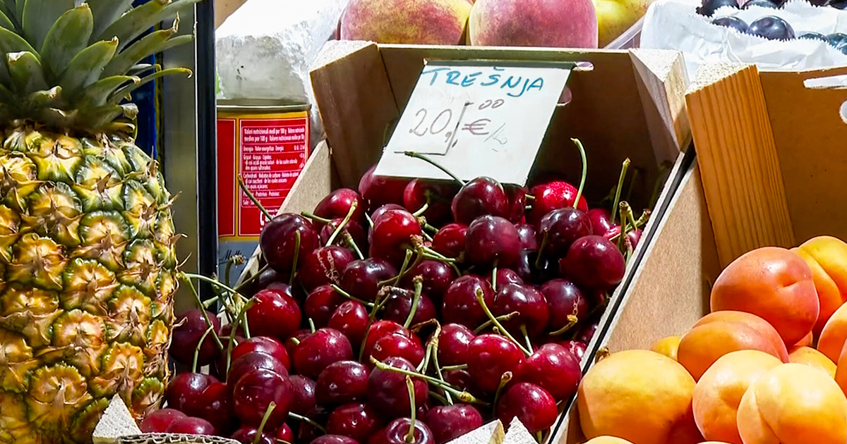 Trešnje na zagrebačkom Dolcu i do 20€ po kilogramu. "Od čega su, od zlata?"