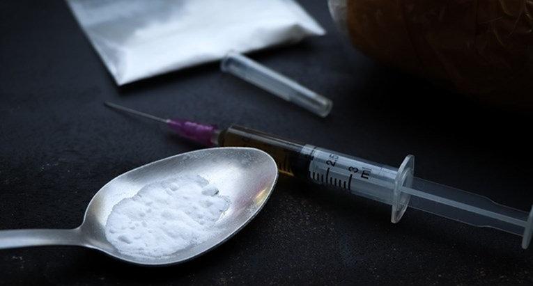 Žena u zagrebačkoj Dubravi autom dilala i razvozila kokain i heroin
