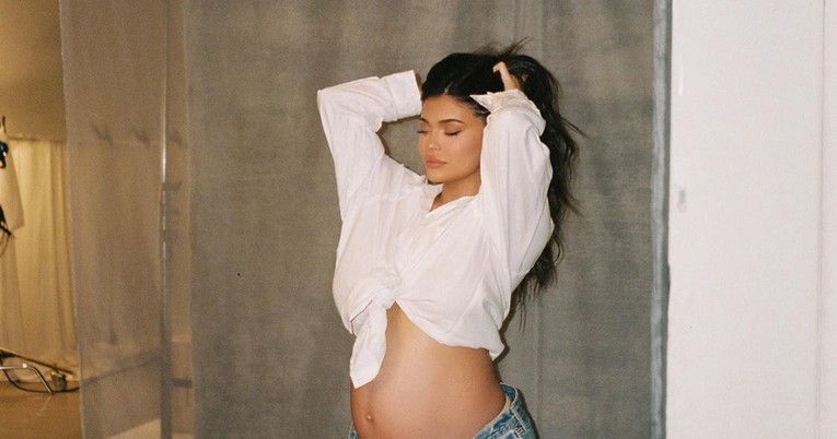 Kylie Jenner otkrila koliko je kilograma dobila u trudnoći