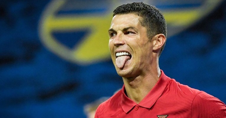 Zaraženog Ronalda hitna prevezla na aerodrom pa posebni avion natrag u Italiju