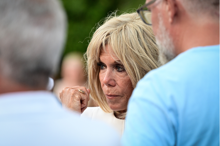 Tvrdili da je Brigitte Macron rođena kao muško. Upravo su osuđeni