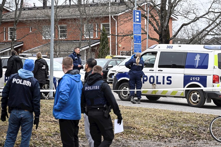Finska oplakuje smrt 12-godišnjeg dječaka u pucnjavi u školi. Policija: Znamo motiv