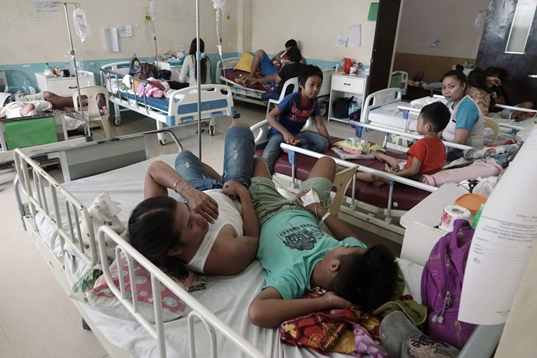 Filipinima hara tropska groznica, stotine mrtvih od početka godine