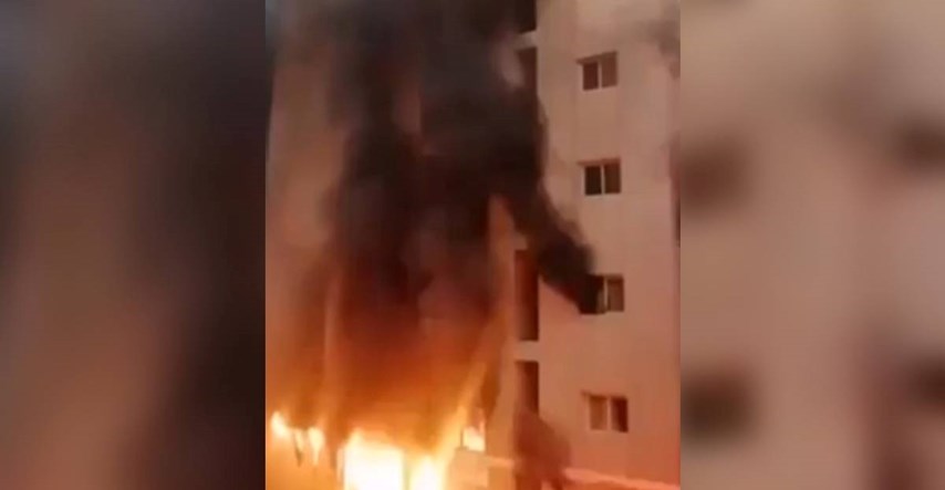 VIDEO Ogroman požar zgrade sa stranim radnicima u Kuvajtu. Poginulo preko 35 ljudi