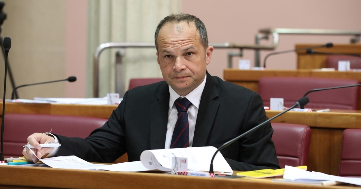 Hajdaš Dončić: Posljedica vladine ekonomske politike bit će natjecanje općina