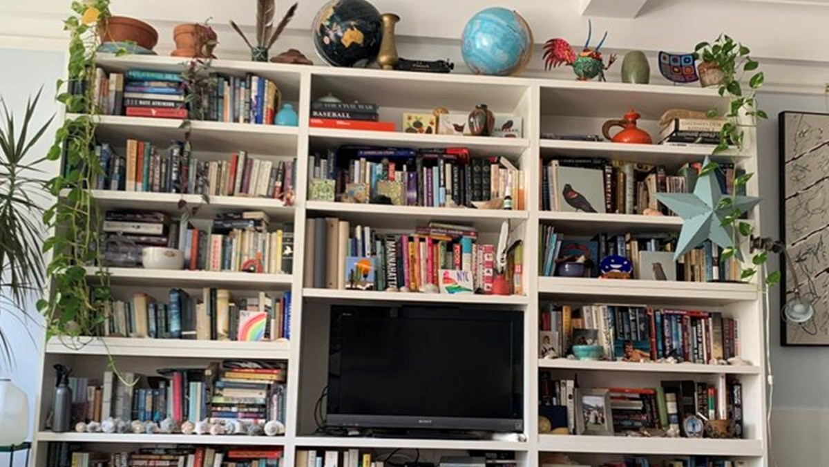 Na ovoj fotografiji nalazi se mačka. Možete li je pronaći?