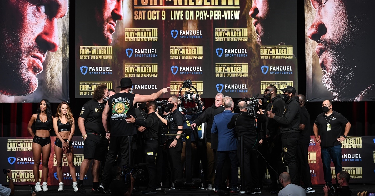 Fury i Wilder ulaze u ring s rekordnim težinama, na vaganju pale prijetnje