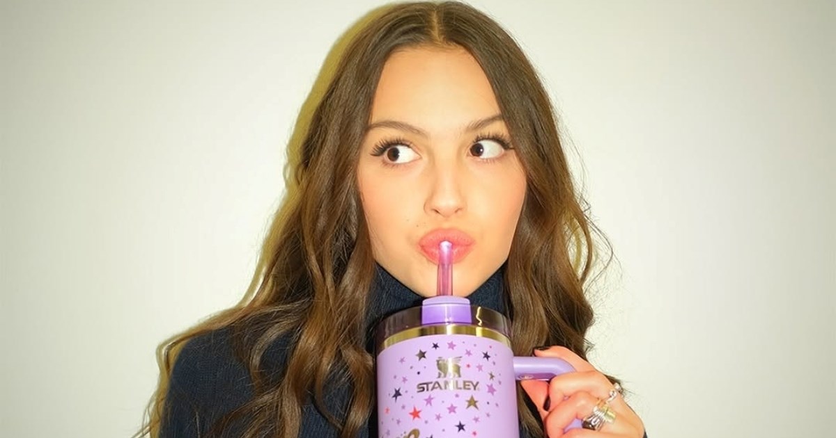 Posvuda su: Zašto su svi opsjednuti ogromnim termosicama sa slamkom