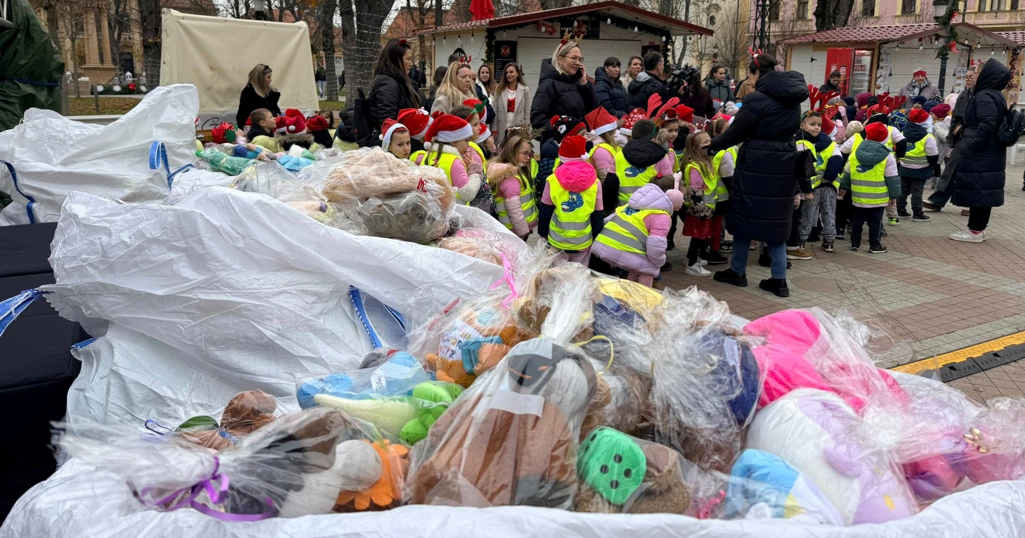 Vinkovčani prikupili pola tone plišanaca za bolesnu djecu