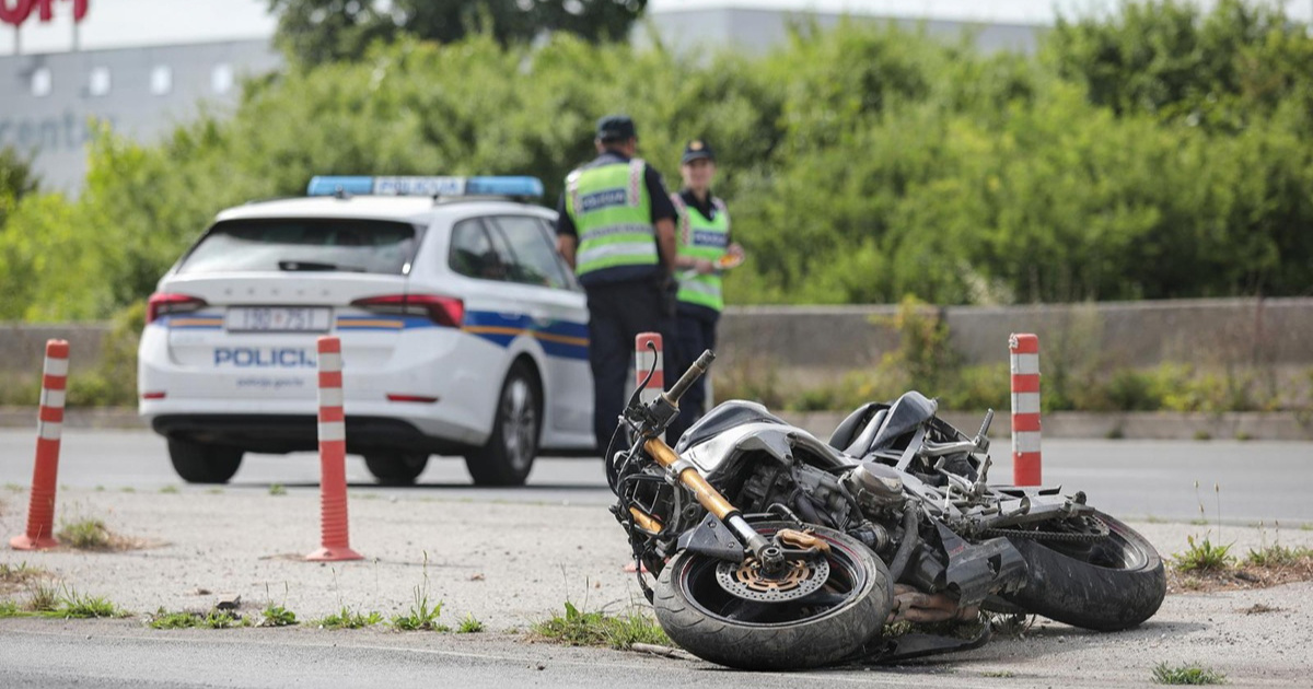 Teška nesreća u Draganiću. Motociklist se bori za život
