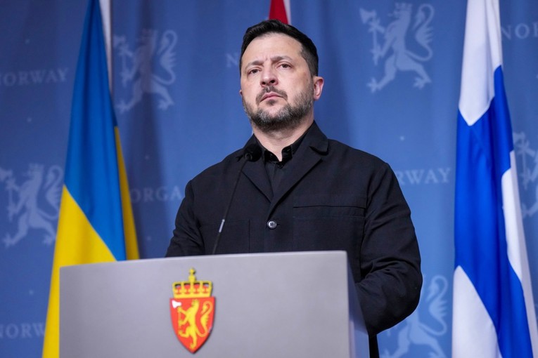 Zelenski: Ukrajina podržava prijedlog SAD-a za pregovore s Rusijom