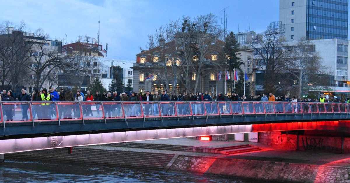 Oporba u Vojvodini slavila poraz Orbana. "Pumpaj"