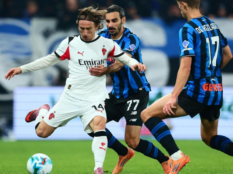 Talijani: Kralja lopte zakočio je Pašalić. Nakon Modrićeve greške Milan je primio gol