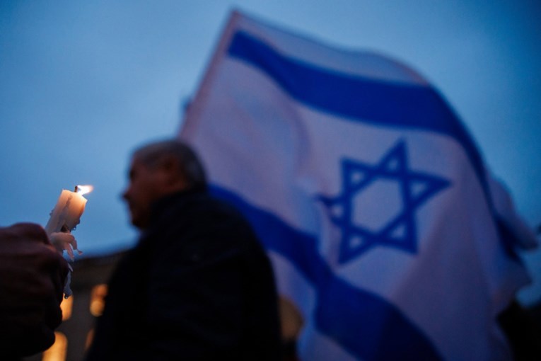 Njemačka ukinula djelomični embargo na izvoz oružja Izraelu