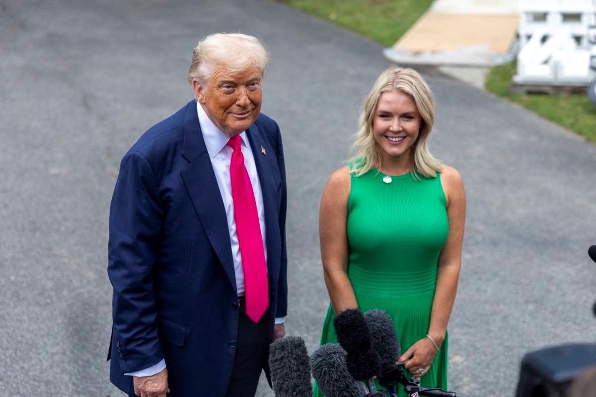 Trump o svojoj glasnogovornici: To lice, taj mozak, te usne... Način na koji se miču