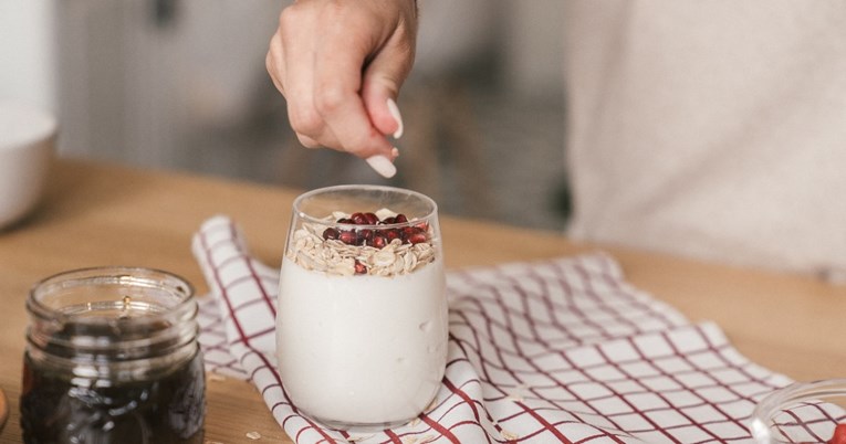 Ako ne jedete jogurt svaki dan, počnite. Možda može smanjiti rizik od raka pluća