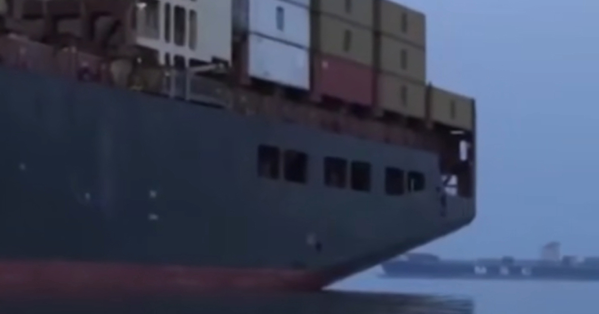 Dvojica hrvatskih pomoraca su na brodu na koji su uprali Iranci