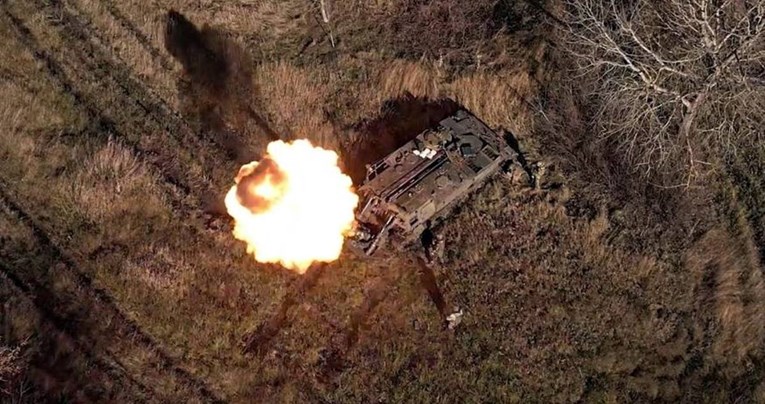 Rusi objavili fotografiju: Uništili smo prvi zapadni tenk Leopard u Ukrajini