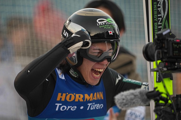 Japanac senzacionalno zaustavio dominaciju Prevca. Pobijedio je za pola boda