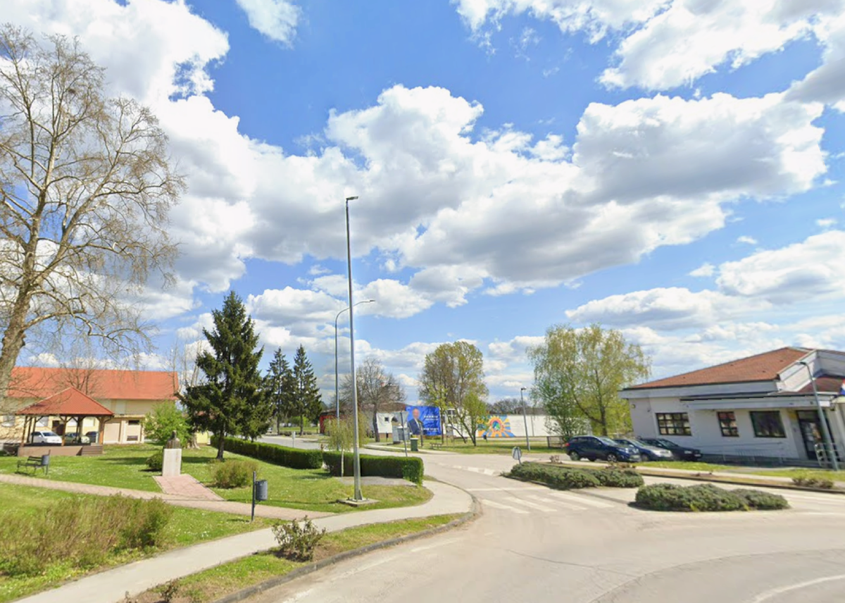 U Sunji podigao auto dizalicom i popravljao ga. Auto pao, čovjek poginuo