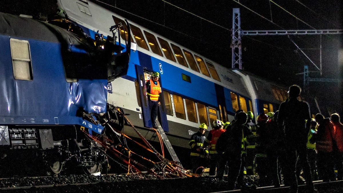 Sudar vlaka i lokomotive u Slovačkoj, ima puno ozlijeđenih