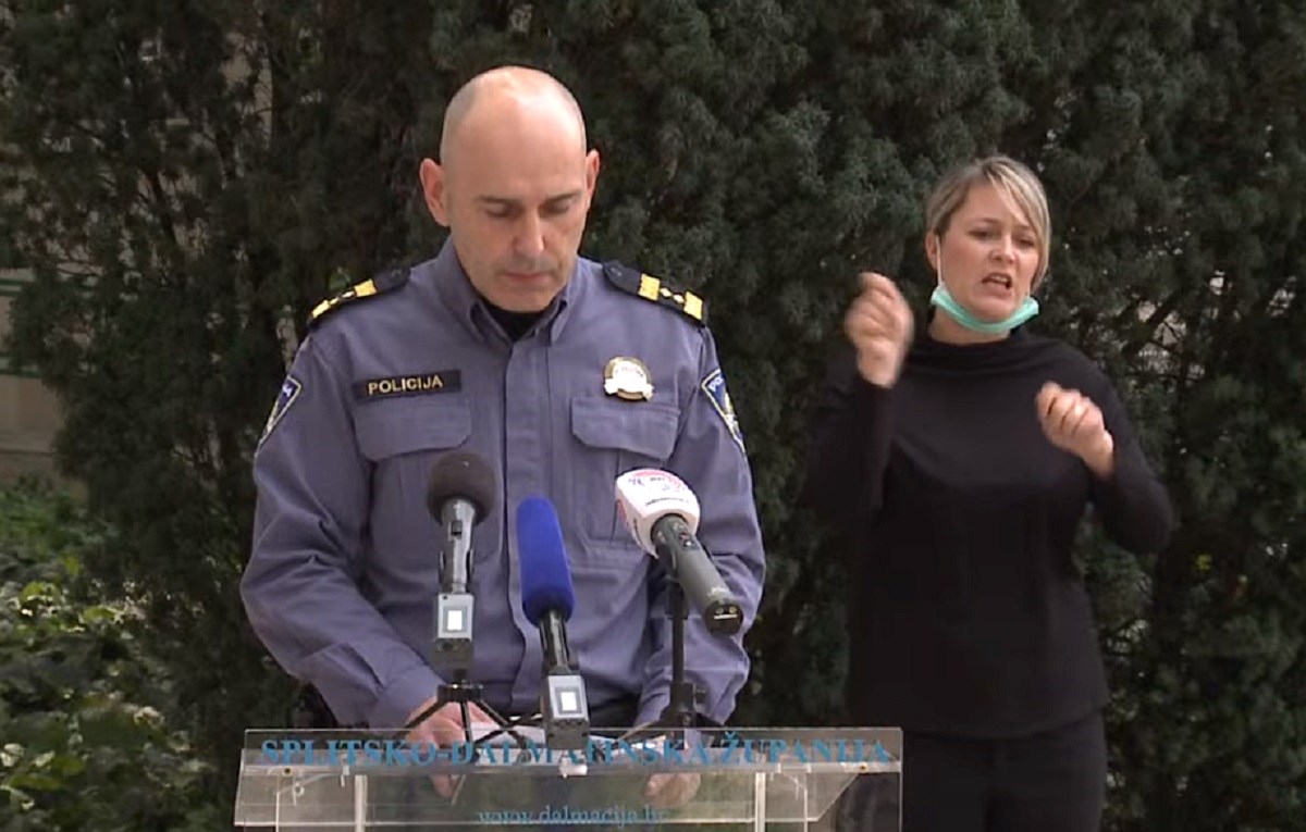 VIDEO Policajac objašnjavao zašto nisu spriječili misu