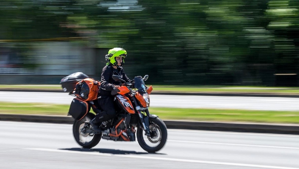 Policija upozorava motocikliste: Ceste nisu piste!