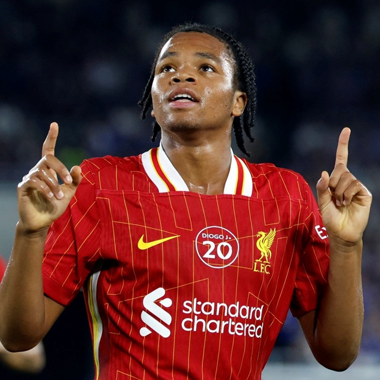 Liverpoolov rekorder produljio ugovor do 2028. Zarađivat će 60.000 eura godišnje