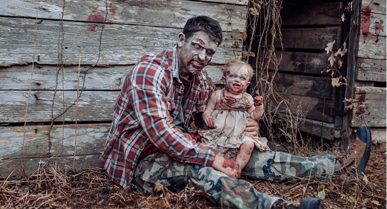 FOTO Majka 11-mjesečnu bebu maskirala u jezivog zombija, fotke su nevjerojatne