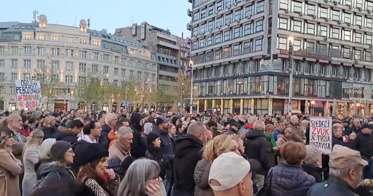 VIDEO U Srbiji prosvjedovali zbog protjerivanja Hrvatice i talijanskog pijanista
