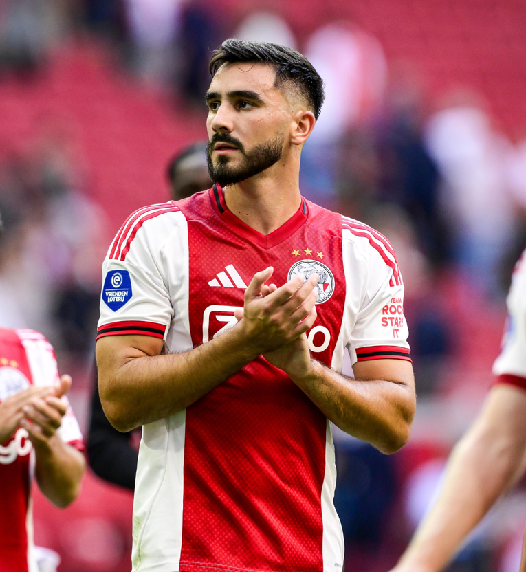 Ajax stavio Šutala i još 20 igrača na internetsku transfer listu. Evo što to znači