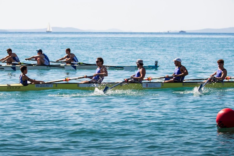 Međunarodna veslačka regata Sveti Duje okupit će 30 posada