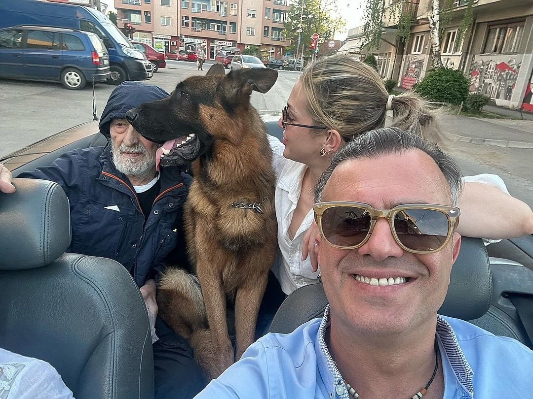 Sergej Trifunović 24 godine mlađu zaručnicu upoznao sa svojim ocem