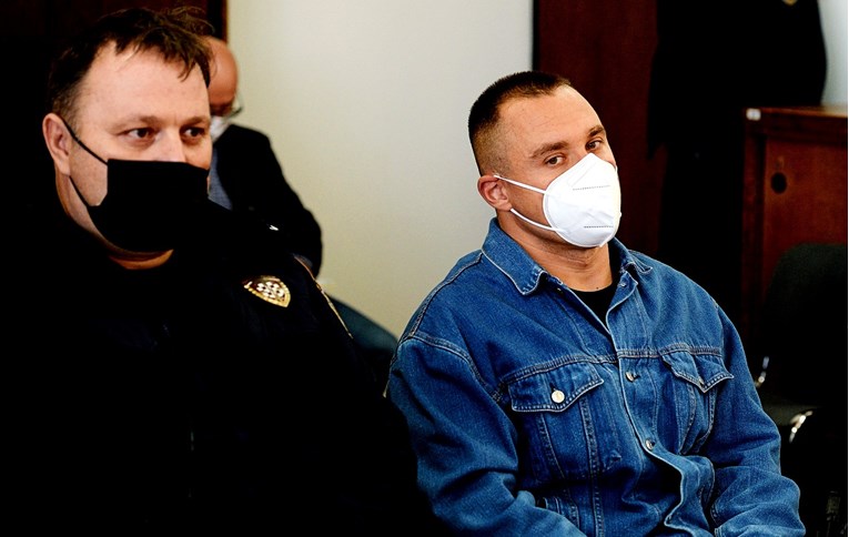 FOTO Srđan Mlađan se pojavio na sudu, svjedok je za brutalno premlaćivanje u zatvoru