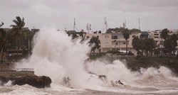 VIDEO Uragan Elsa se kreće prema Haitiju, mogao bi podići razinu mora za metar i pol