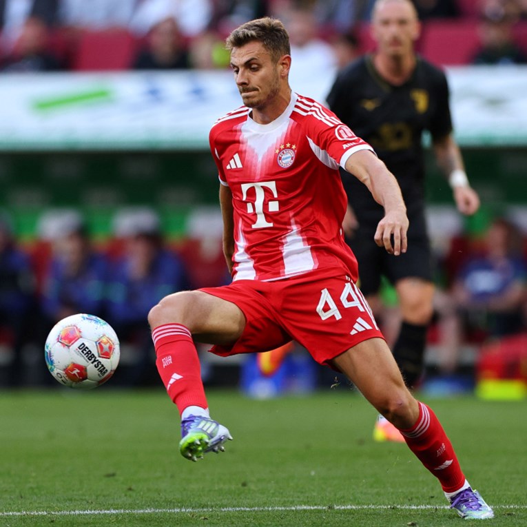 Leipzig pobijedio 6:0 u Augsburgu, Stanišić se vratio u pobjedi Bayerna