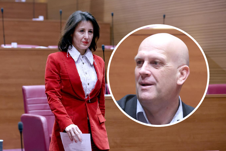 DP-ovac pitao Orešković: Hoćete li biti dosljedni i zatražiti zabranu "Lijepe naše"