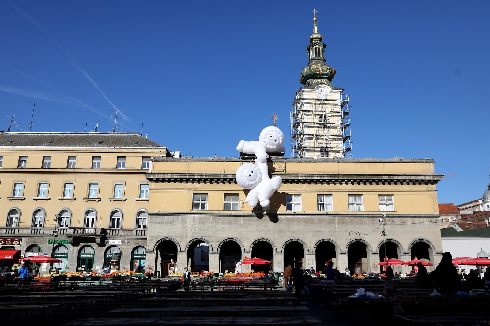 Ogromna neobična instalacija osvanula na Dolcu, evo o čemu se radi