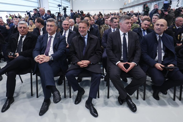 Awkward situacija u sedam fotografija: Plenković, Njonjo i Milanović