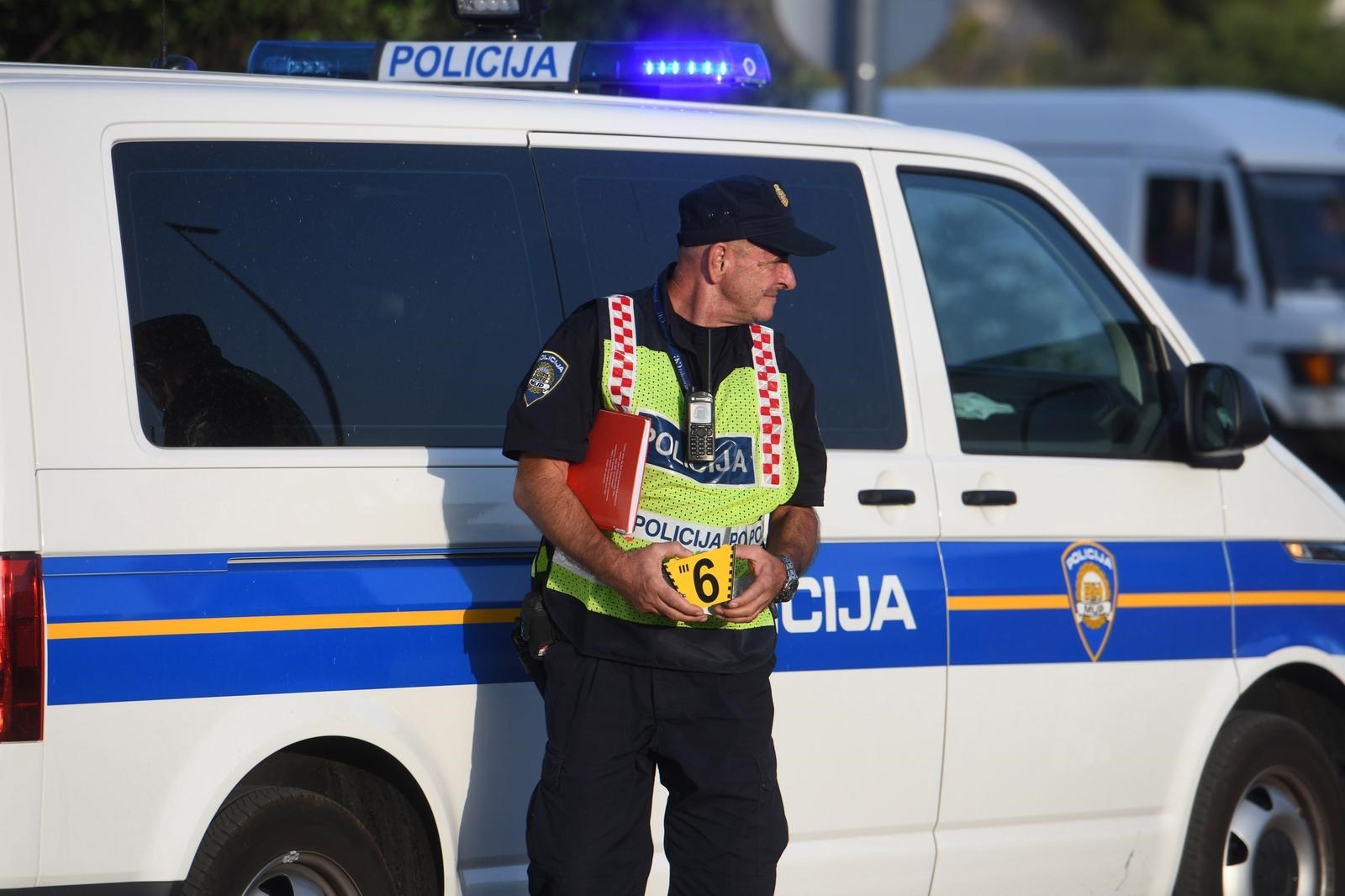 Nova teška nesreća: Kamion naletio na pješaka, čovjek poginuo