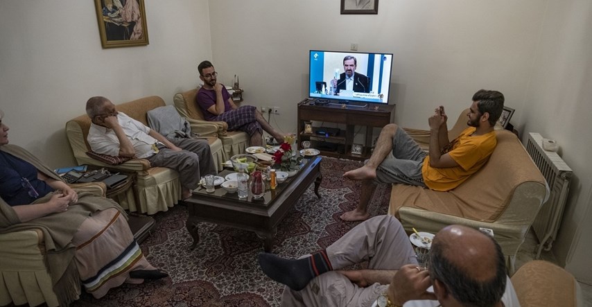 U Iranu na televiziji prikazan poljubac. Izbio skandal, televizija se ispričala