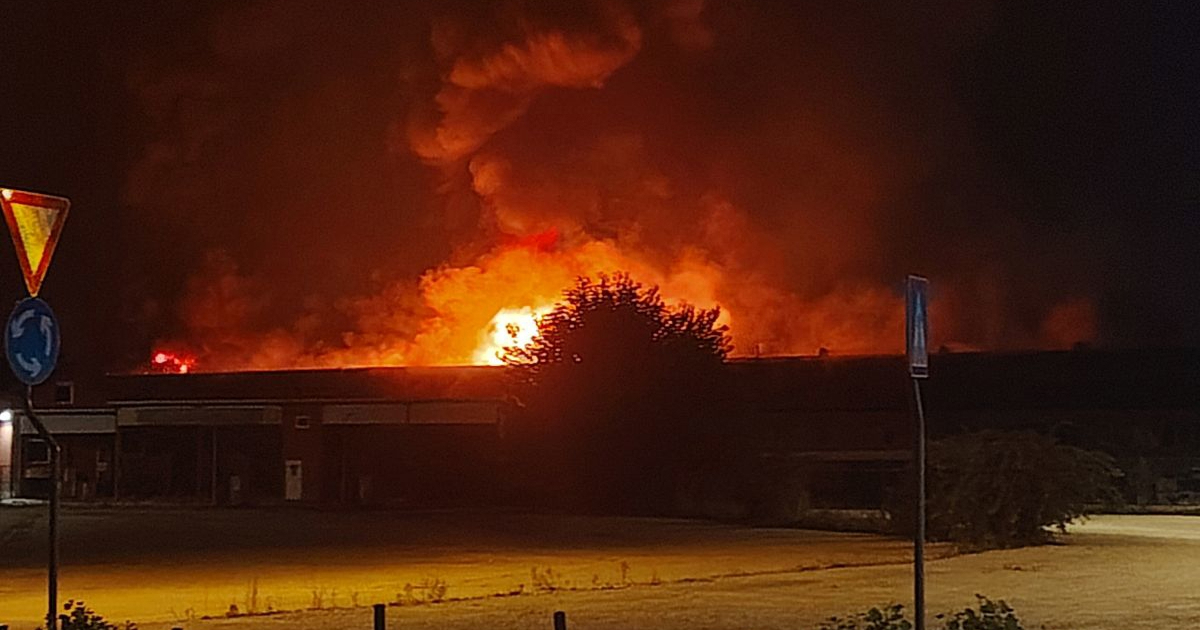 Nakon velikog požara u Karlovcu zabranjeno kupanje u Mrežnici i Korani