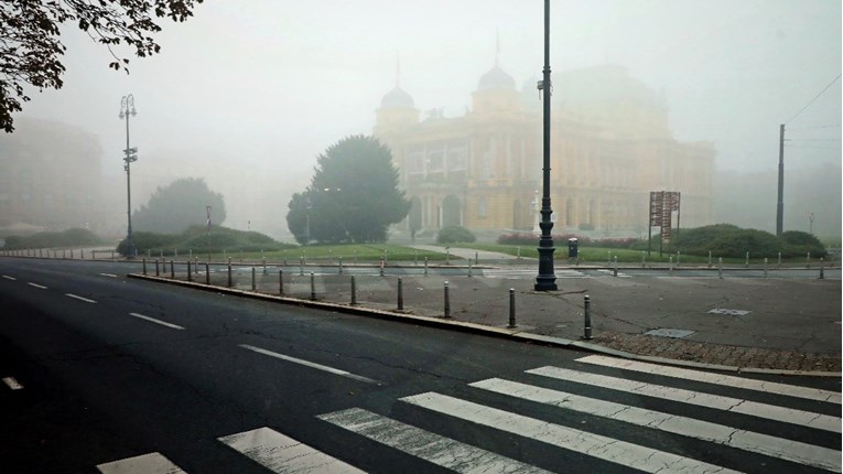Magla smanjuje vidljivost na cestama, upozorava HAK