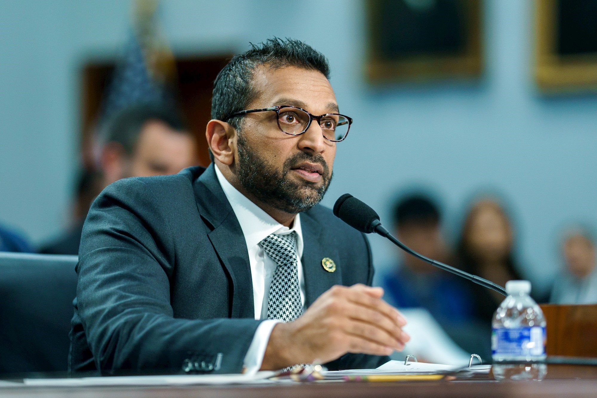 NYT: Novi direktor Kash Patel pretvara FBI u Trumpovo političko oružje