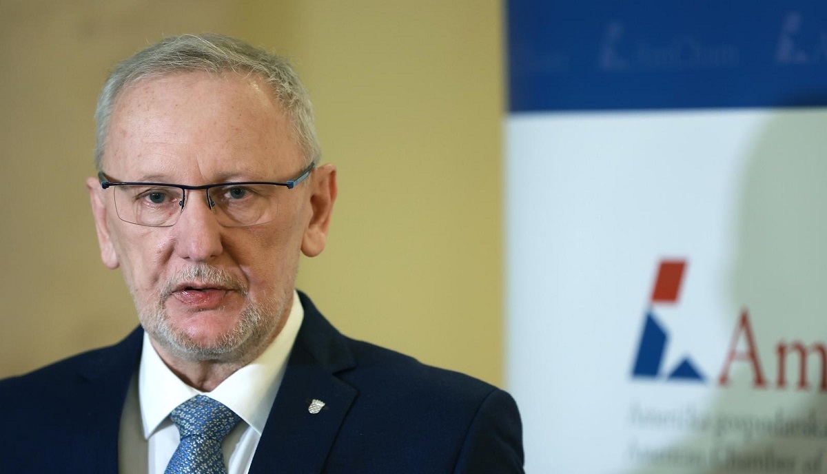 Božinović: Sustavno će se pratiti kako se zemlje bezviznog režima usklađuju s EU