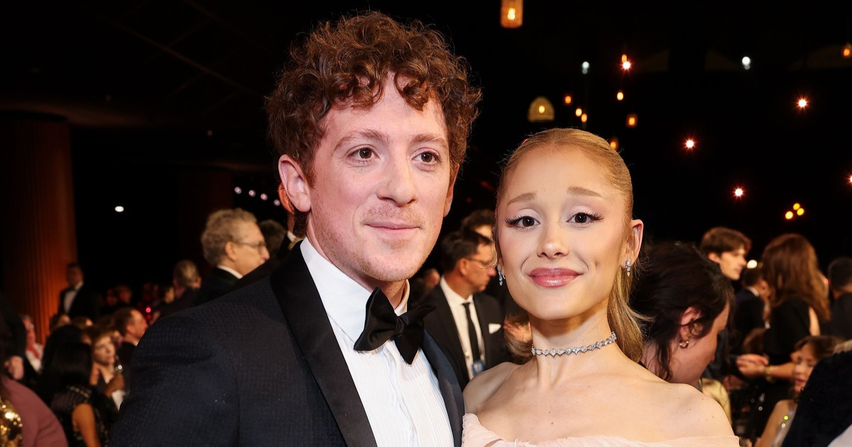 Ariana Grande i Ethan Slater prekinuli nakon tri godine veze