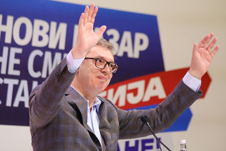Picula: U Srbiji je izvanredno stanje. Vučić: Izvanredno stanje mu je u glavi